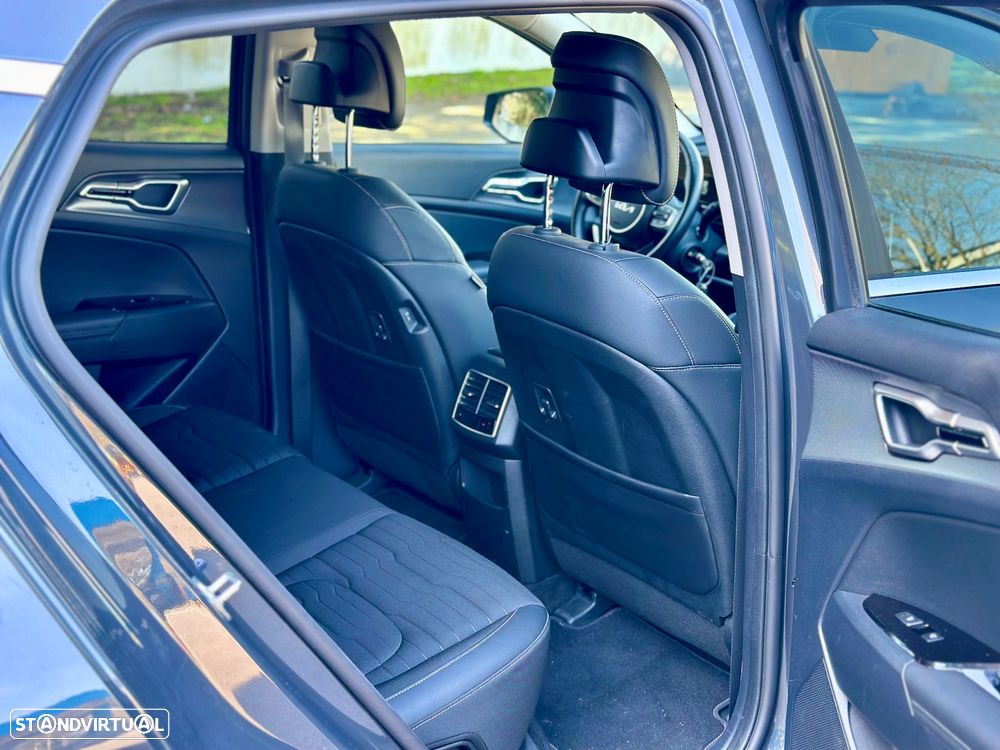 Kia Sportage 1.6 T-GDI AWD Base - 19