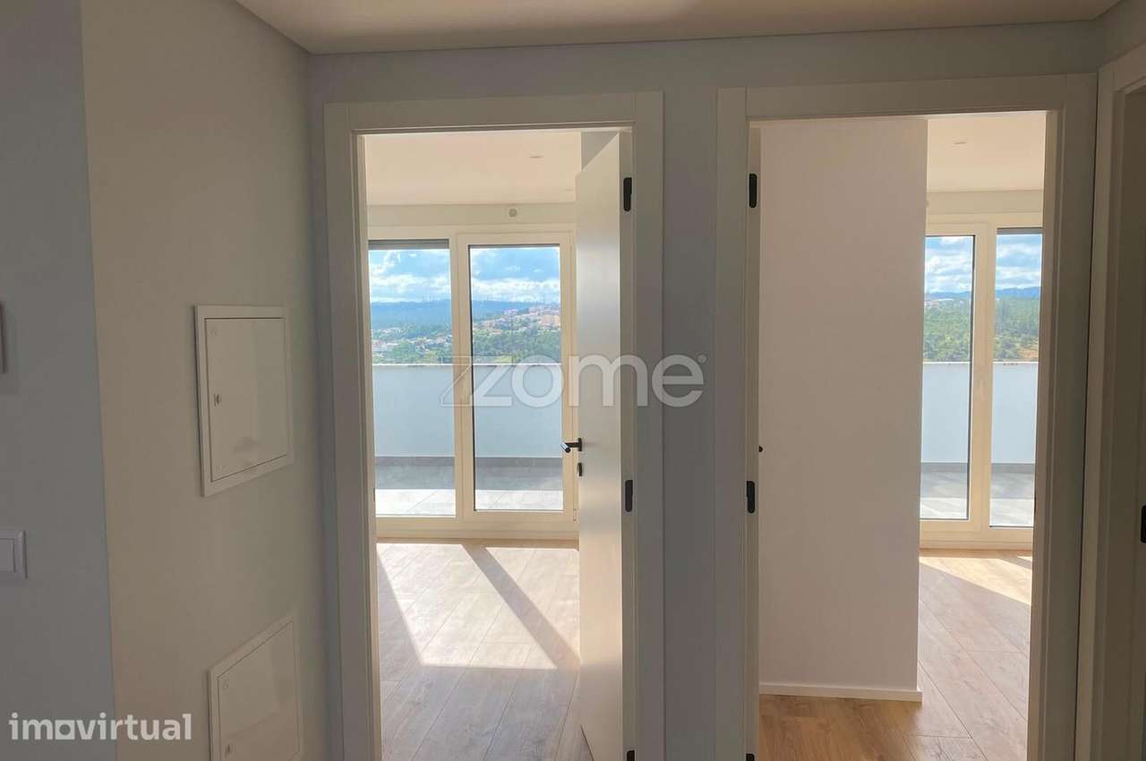 Arrendamento | Apartamento T2 na Urbanização Vale do Mocho | Leiria - Grande imagem: 5/20