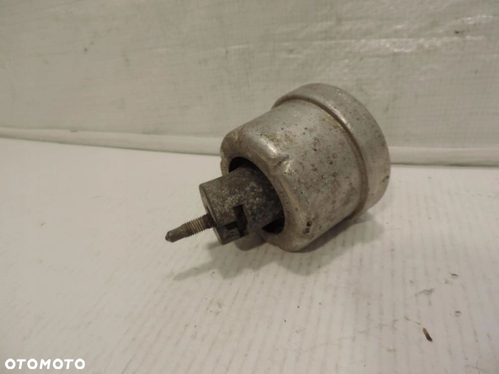 Poduszka SILNIKA OPEL VECTRA B 1.6 90497967 - 2