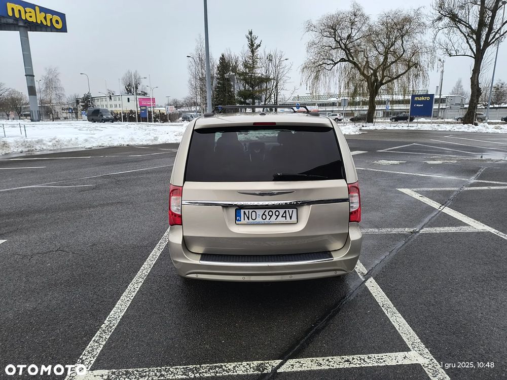 Chrysler Town & Country 3.6 Limited - 5