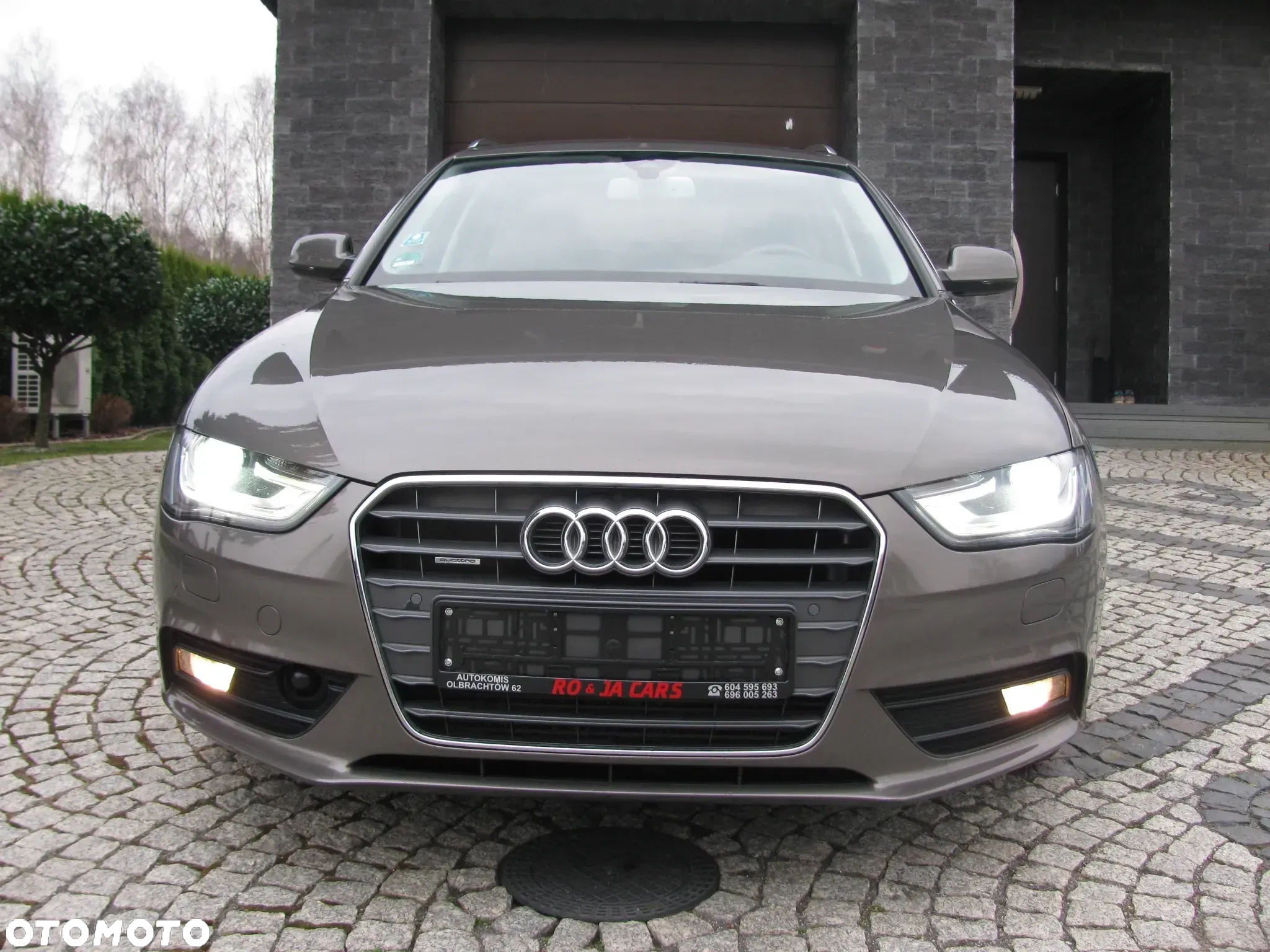 Audi A4 Avant 2.0 TDI DPF quattro Ambiente - 2