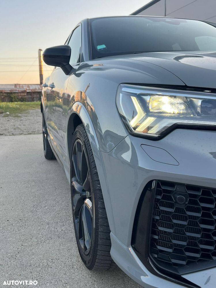 Audi RS Q3 RSQ3 2.5 TFSI quattro S tronic - 10