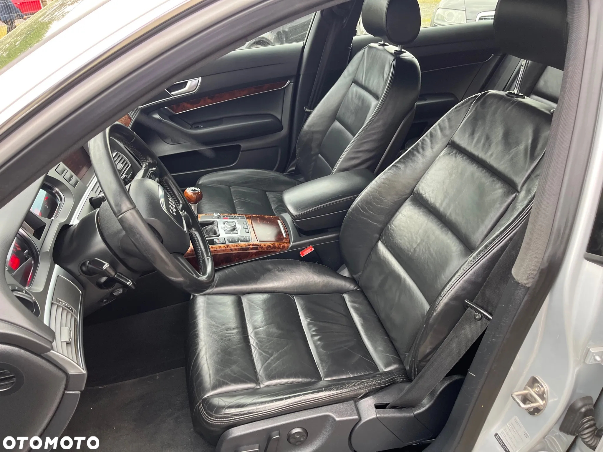Audi A6 - 6