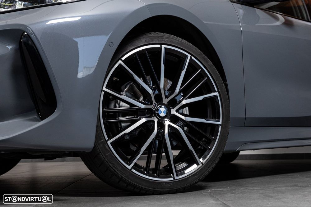 BMW 118 i Pack Desportivo M Auto - 8