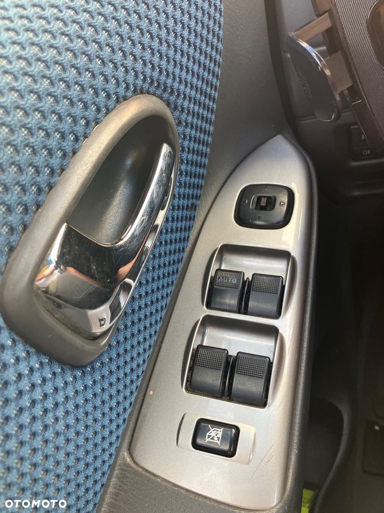 Mazda Premacy - 15