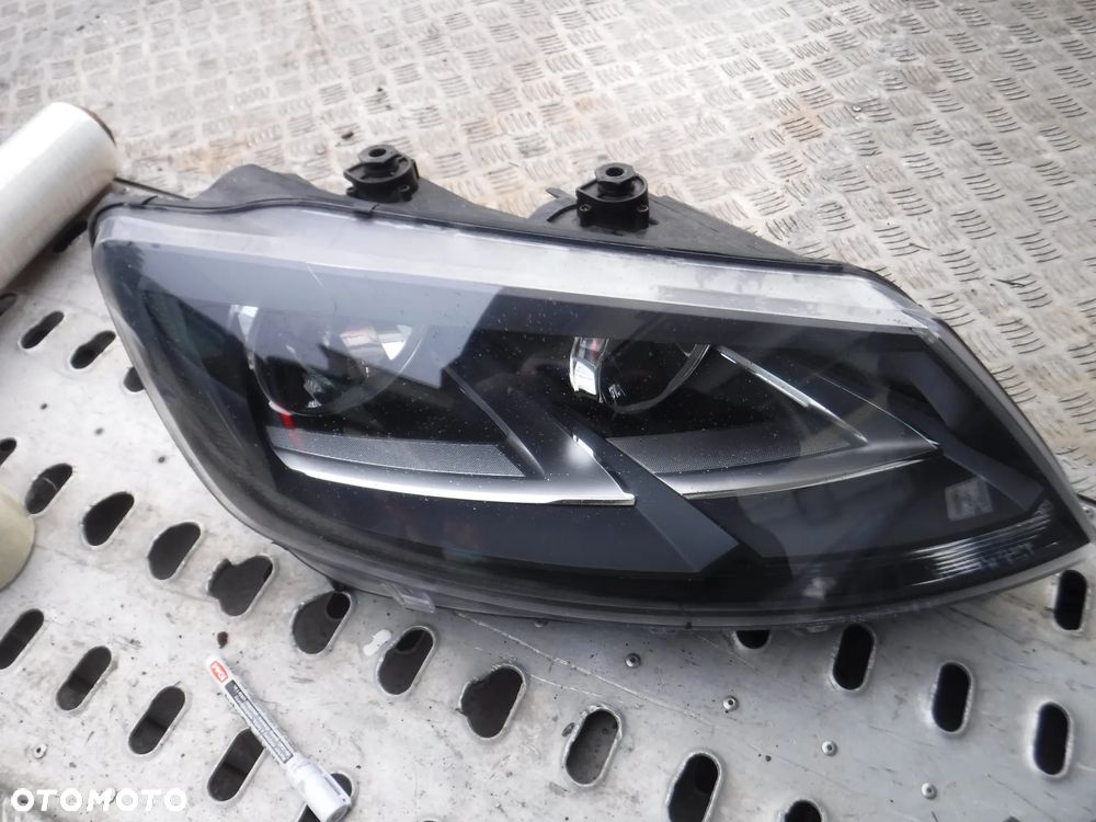 Seat Alhambra 7N lampa przod zwykla H7 - 6