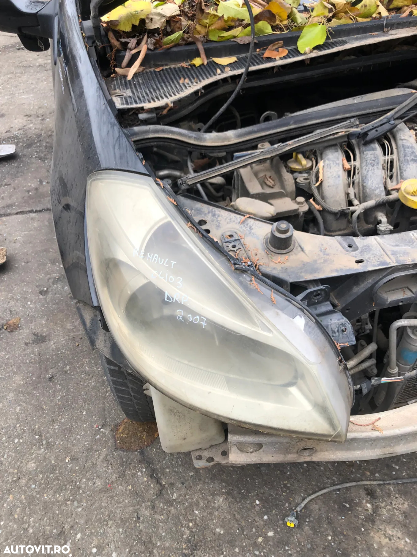 Far stanga/far dreapta fata halogen fara lupa Renault Clio 3 2007 - 5