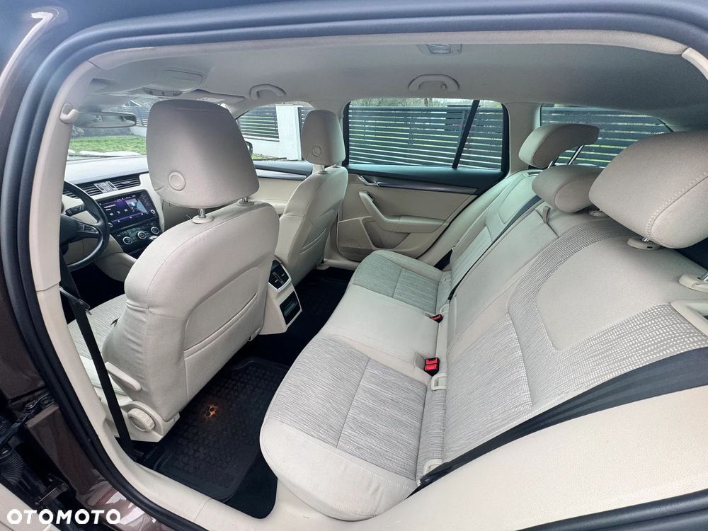 Skoda Octavia 1.8 TSI Ambition DSG EU6 - 15