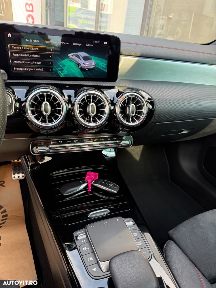 Mercedes-Benz CLA 200 - 21