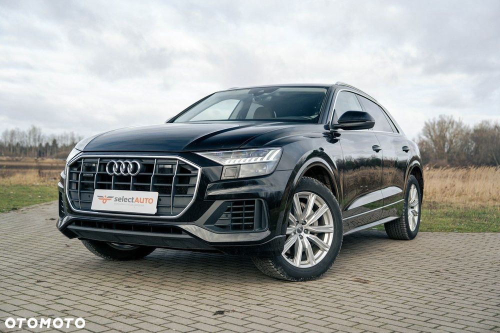 Audi Q8 - 1
