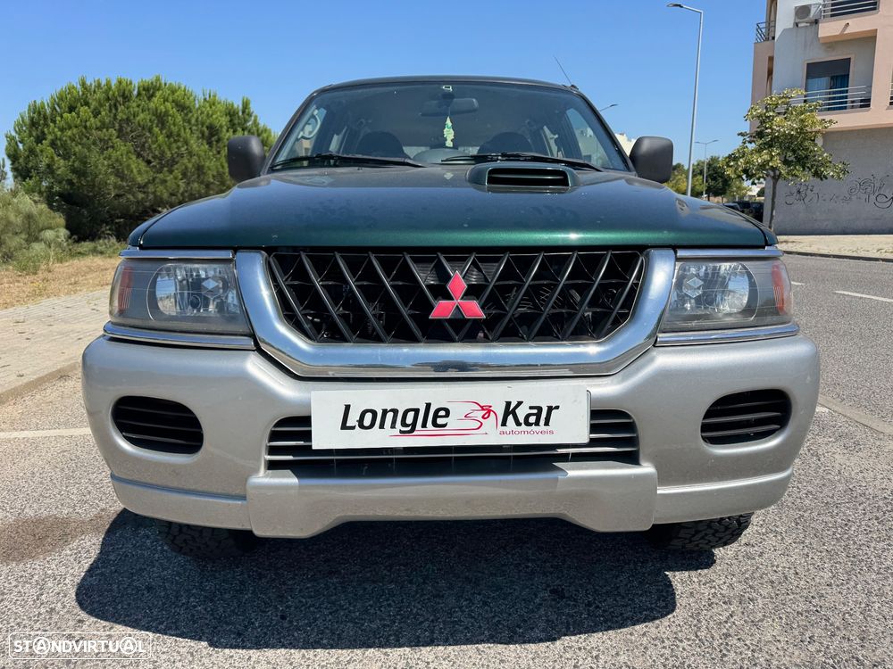 Mitsubishi Pajero Sport 2.5 TD GLS - 7