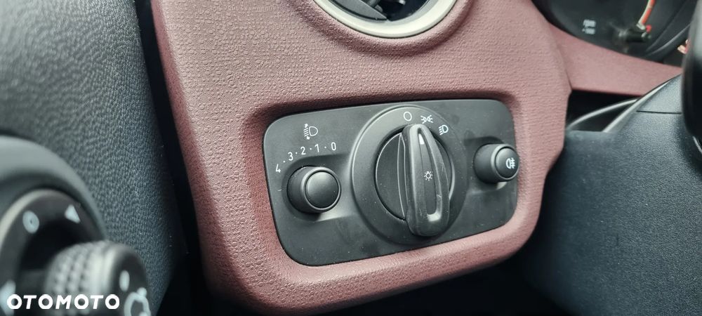 Ford Fiesta 1.25 Trend - 14