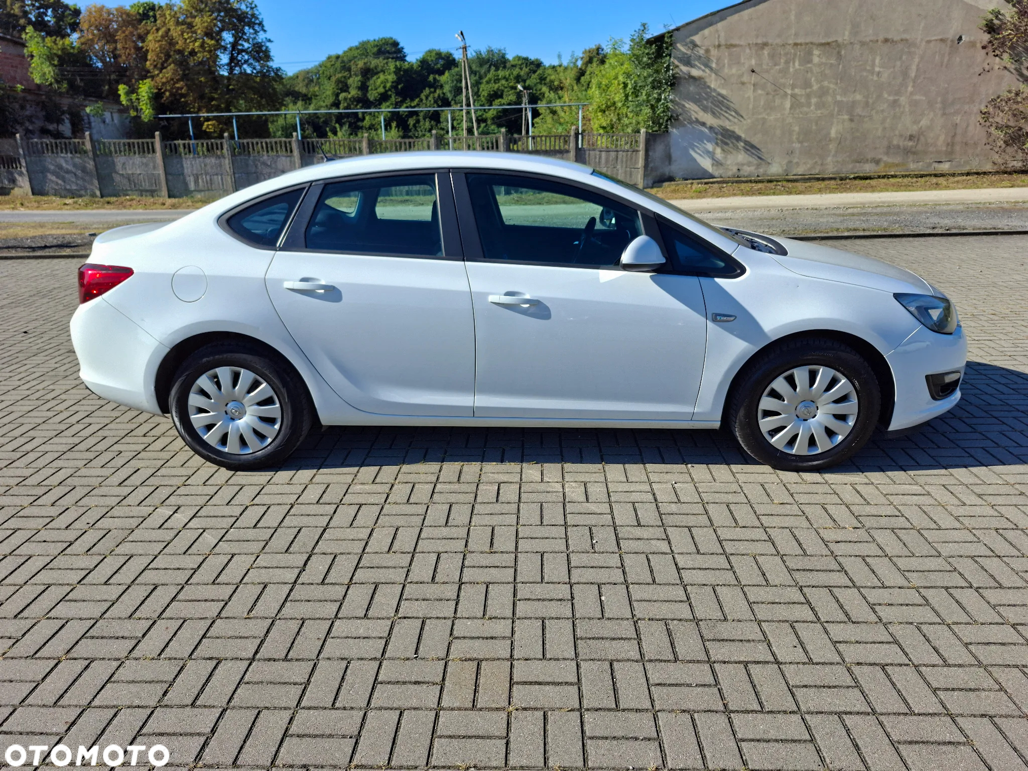 Opel Astra IV 1.6 CDTI Active S&S - 13