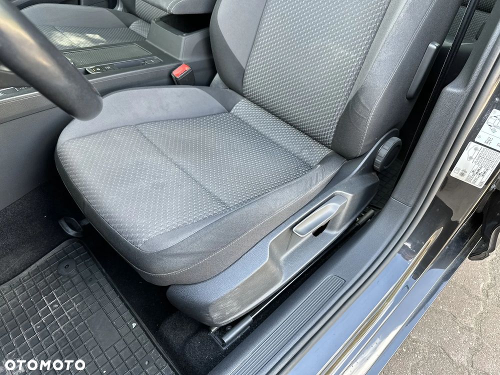 Volkswagen Passat 2.0 TDI EVO Essence - 13