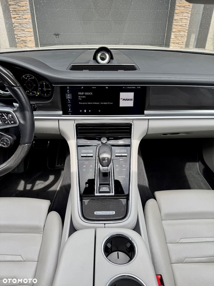Porsche Panamera - 13