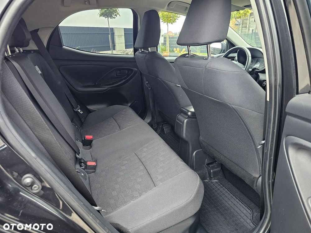 Toyota Yaris - 13