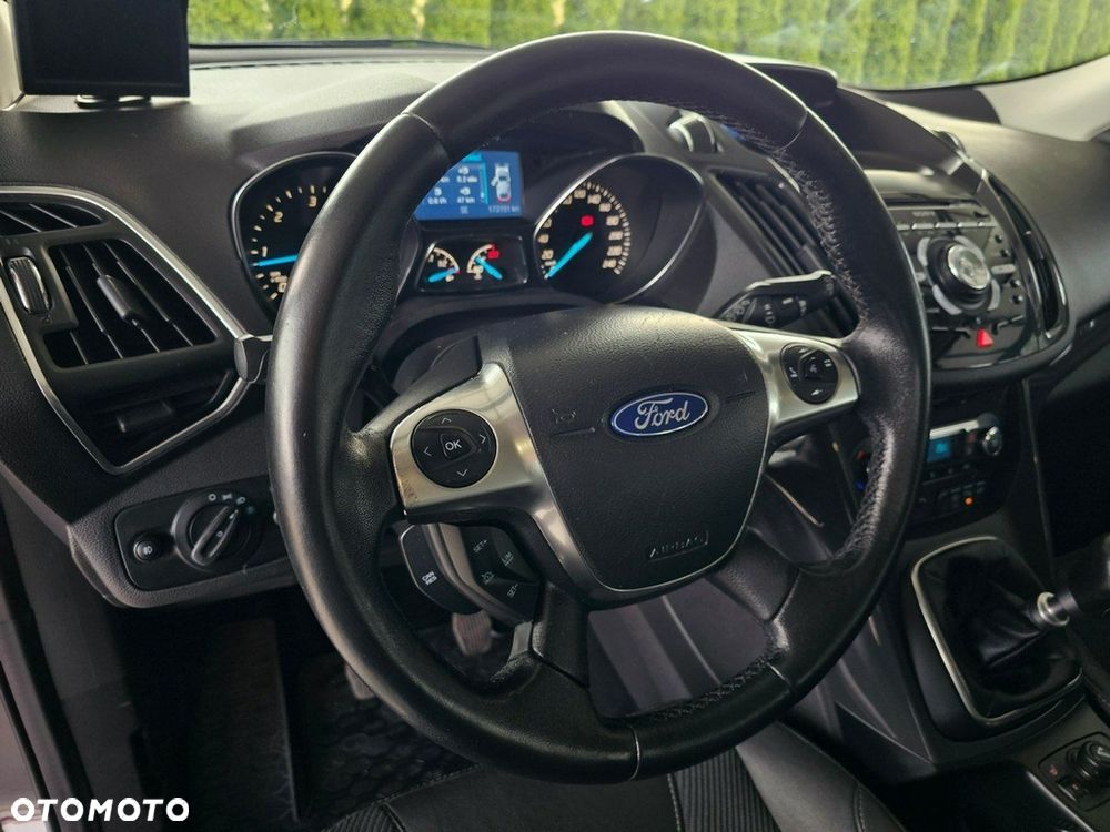 Ford Kuga - 14