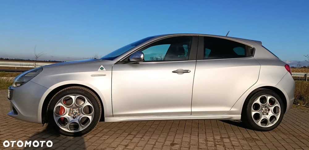 Alfa Romeo Giulietta 1.8 TBi 16V Quadrifoglio Verde - 5