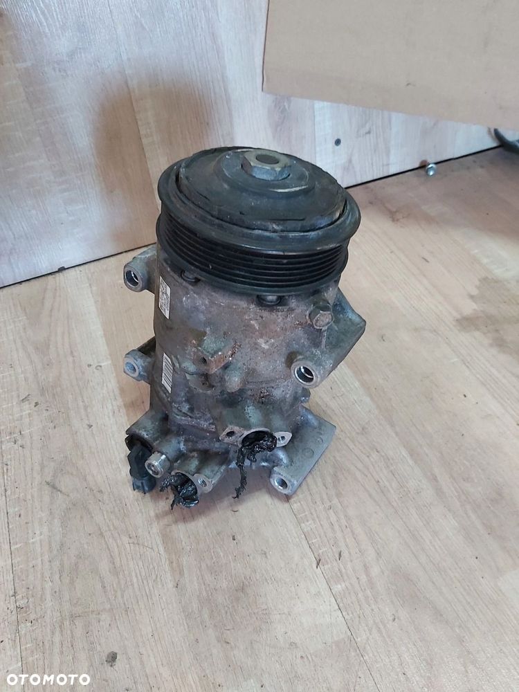 Toyota Auris II sprężarka klimatyzacji 1,2 turbo - 1