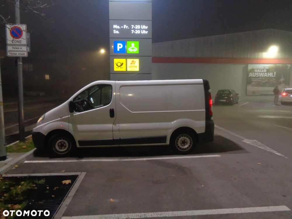Renault Trafic - 13