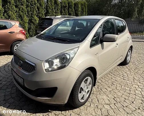 Kia Venga 1.6 L - 15