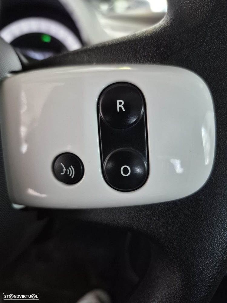 Renault Twingo Z.E. 22 Intens - 27