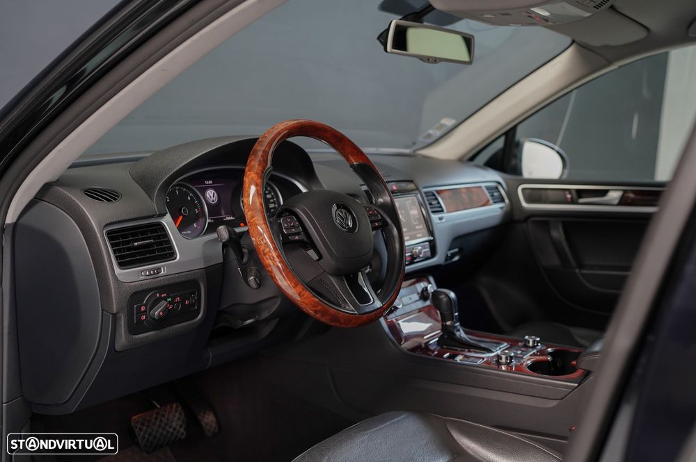 VW Touareg 3.0 TDI V6 TT Top Tiptronic - 12