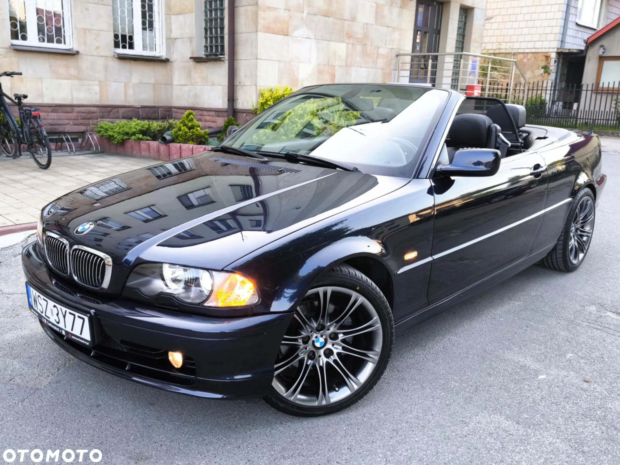 BMW Seria 3 323i - 13