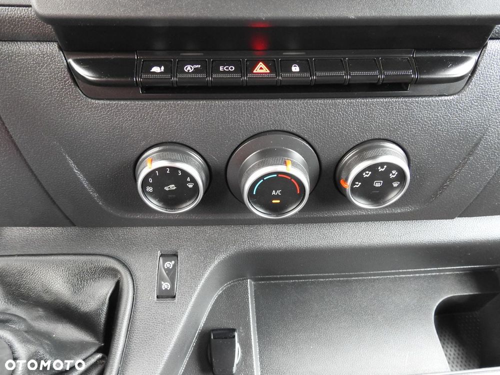 Renault MASTER PLANDEKA 10 PALET WEBASTO TEMPOMAT KLIMATYZACJA LEDY PNEUMATYKA  165KM - 37