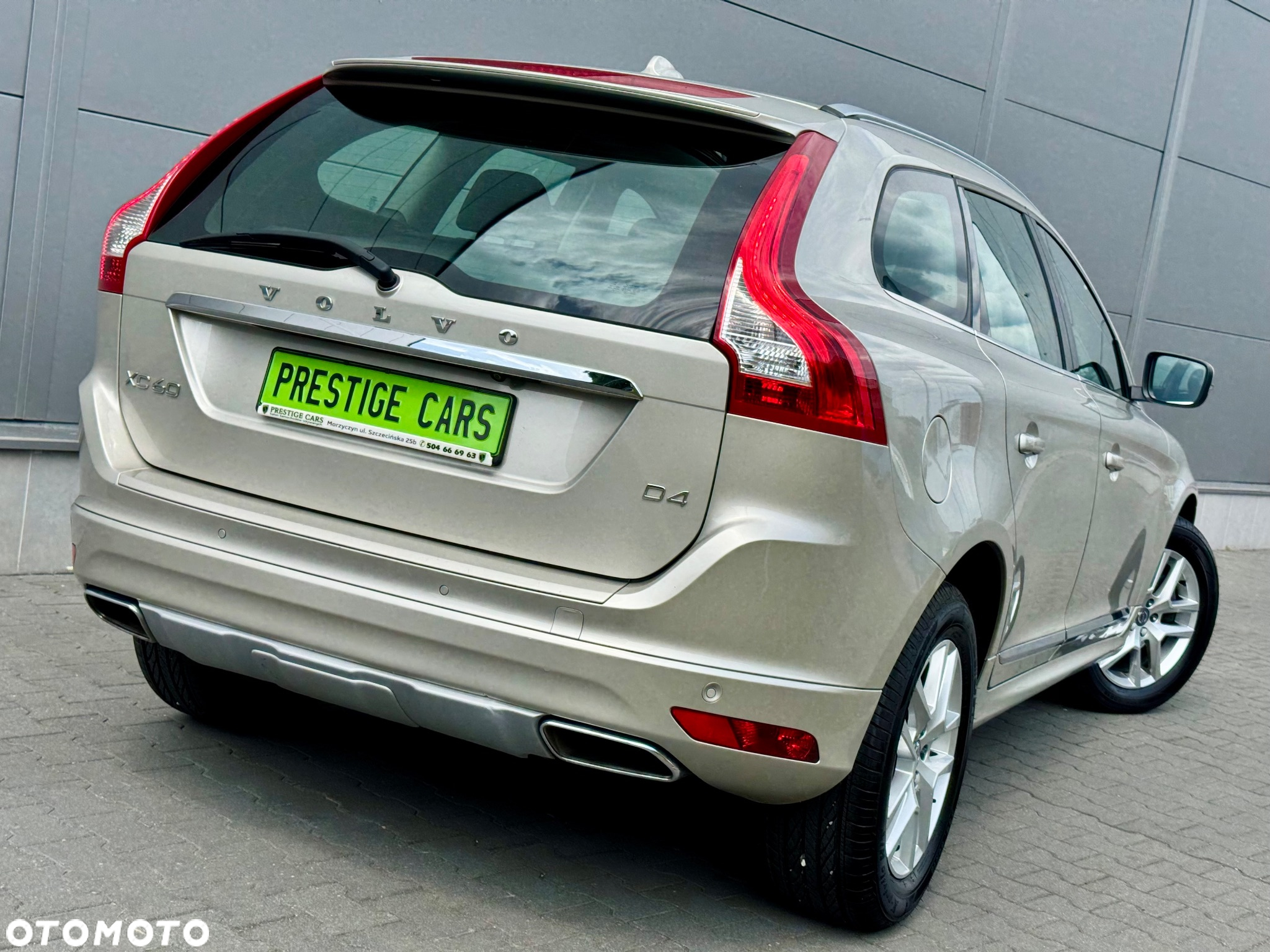 Volvo XC 60 D4 Summum - 10