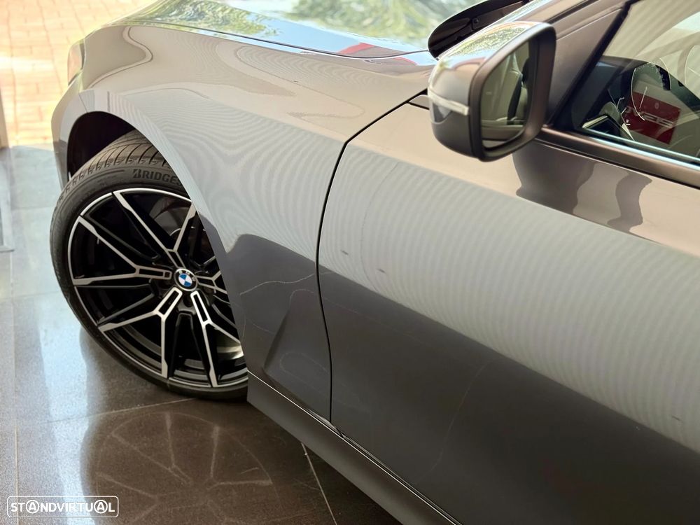 BMW 318 d Aut. Luxury Line - 12