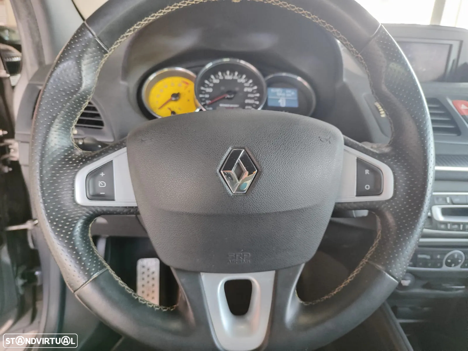 Renault Mégane Coupe 2.0 T 16V RS - 28
