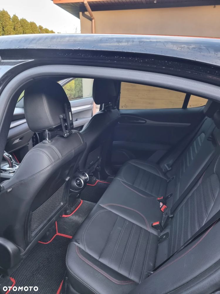 Alfa Romeo Stelvio 2.0 Turbo Competizione Q4 - 12