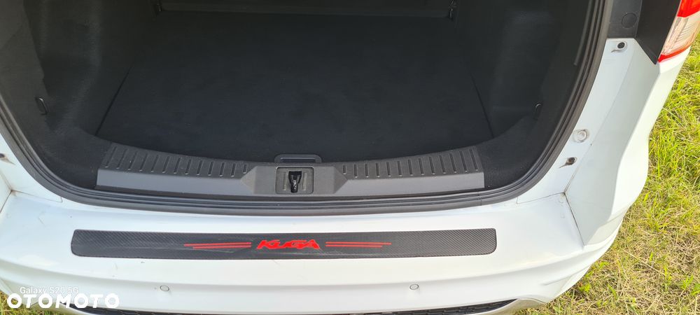 Ford Kuga 2.0 TDCi 4x4 ST-Line - 11