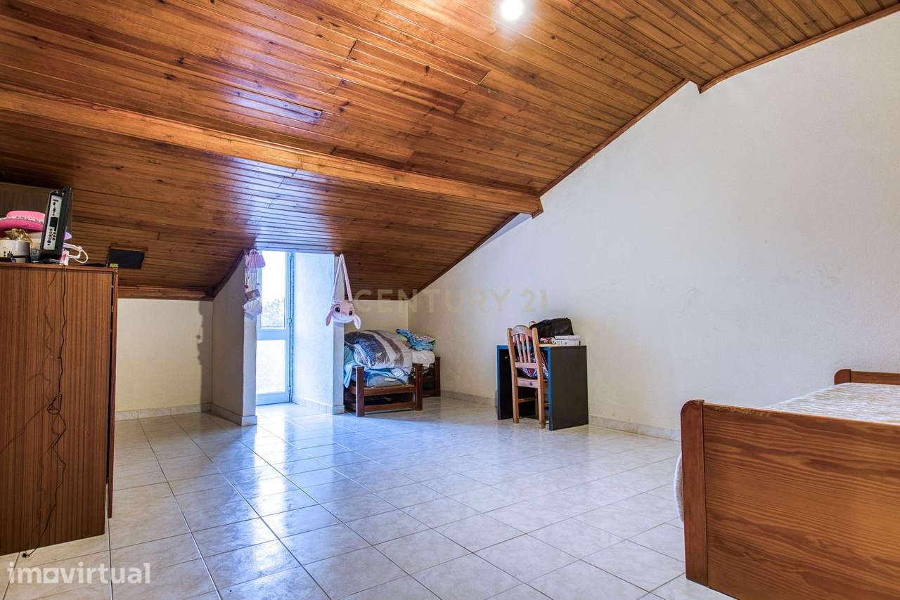 Moradia com elevado potencial de rentabilização em Camarões – Almargem - Grande imagem: 4/55