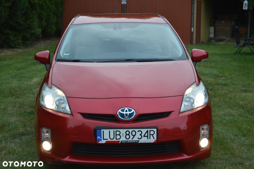Toyota Prius 1.8 HSD Prestige - 9