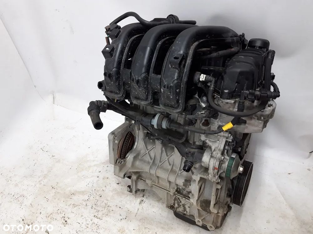 SILNIK 1.2 VTI HM05 PEUGEOT 208 308 C3 III CORSA F - 2