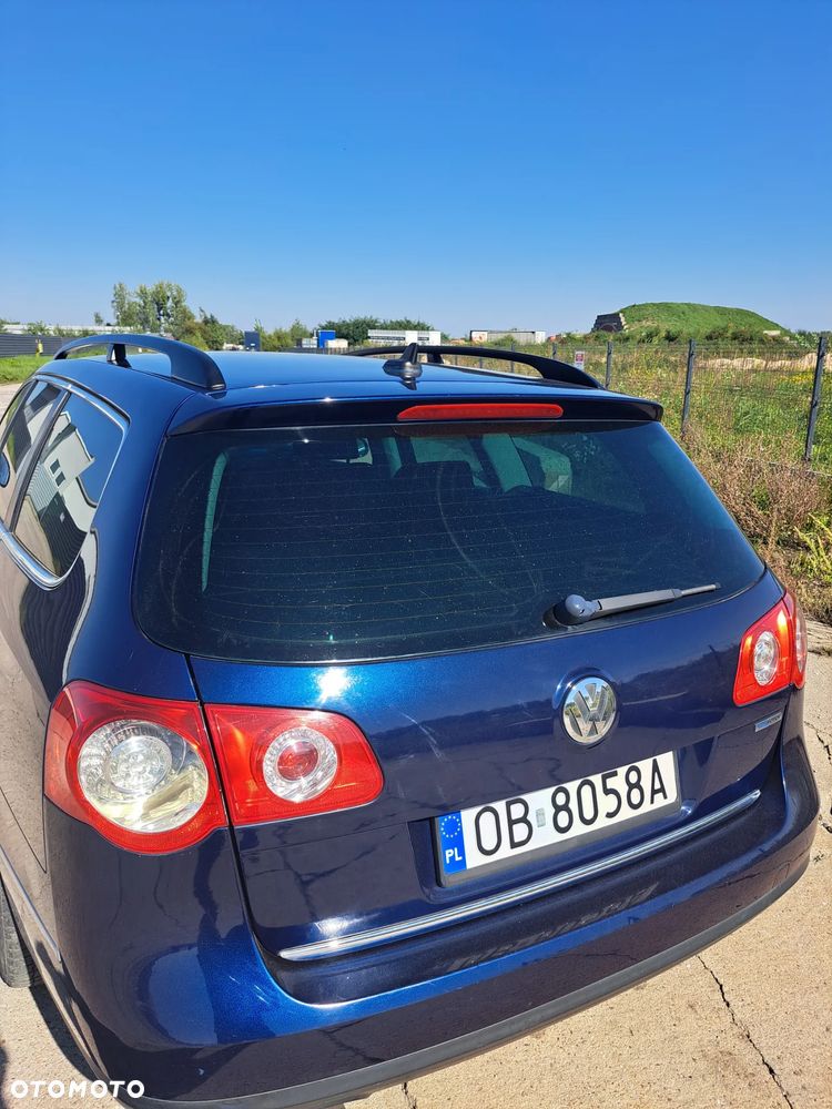 Volkswagen Passat 2.0 TDI Trendline - 4
