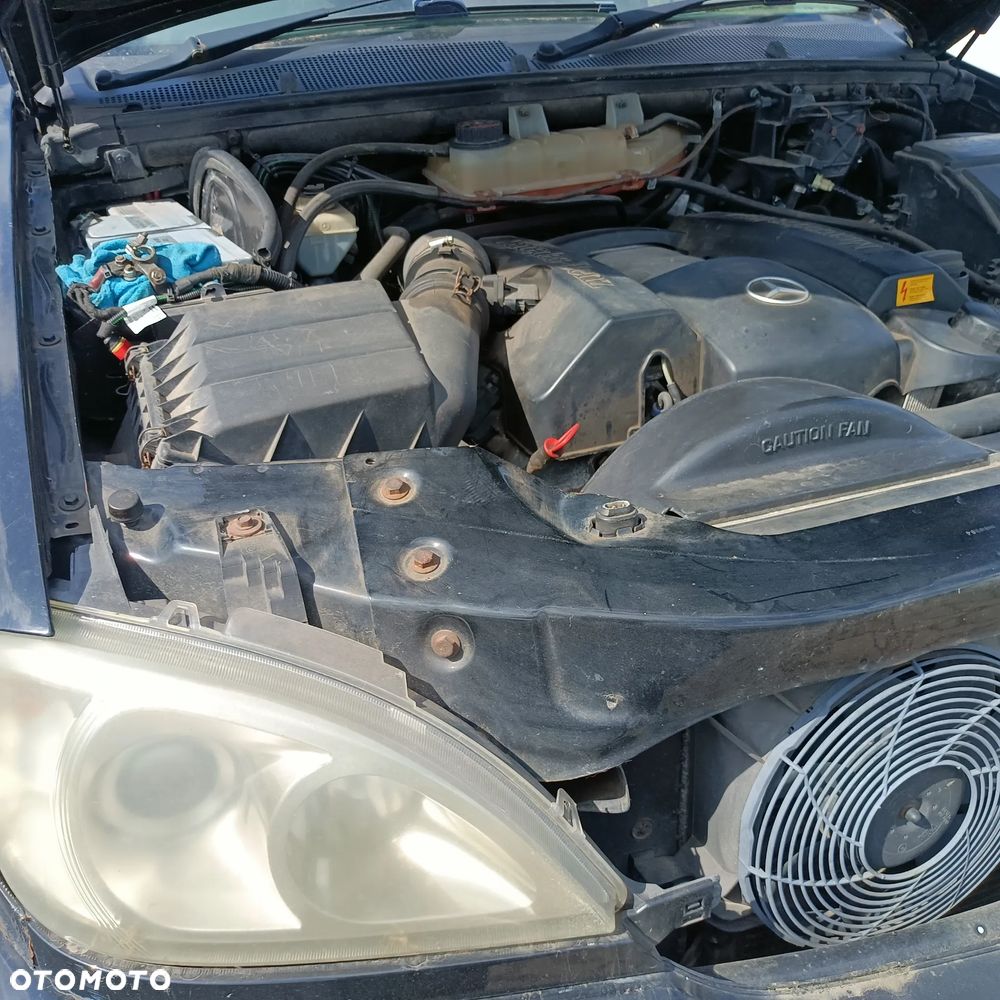 Mercedes-Benz ML - 16