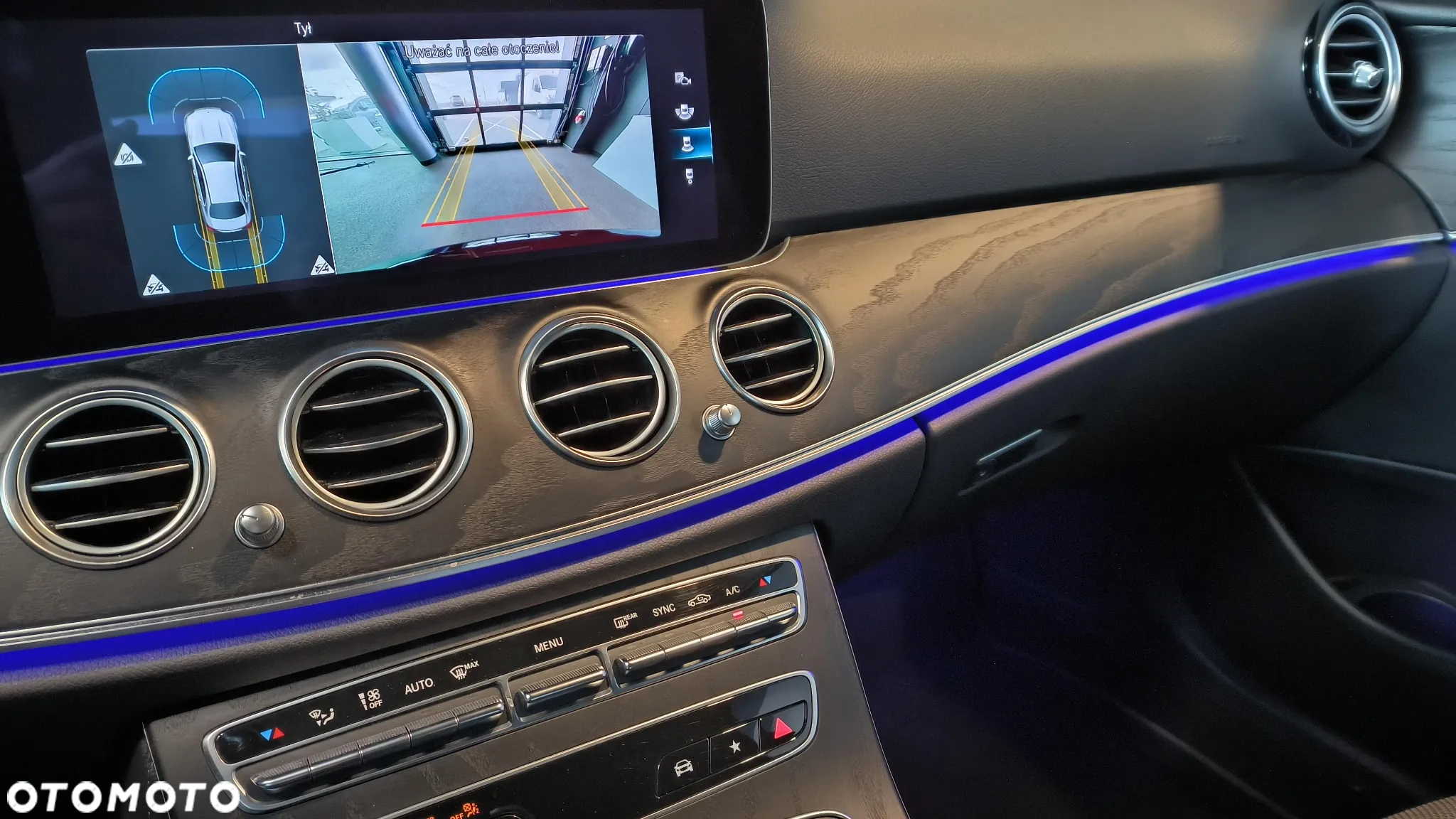 Mercedes-Benz Klasa E 220 d 4-Matic Avantgarde - 11
