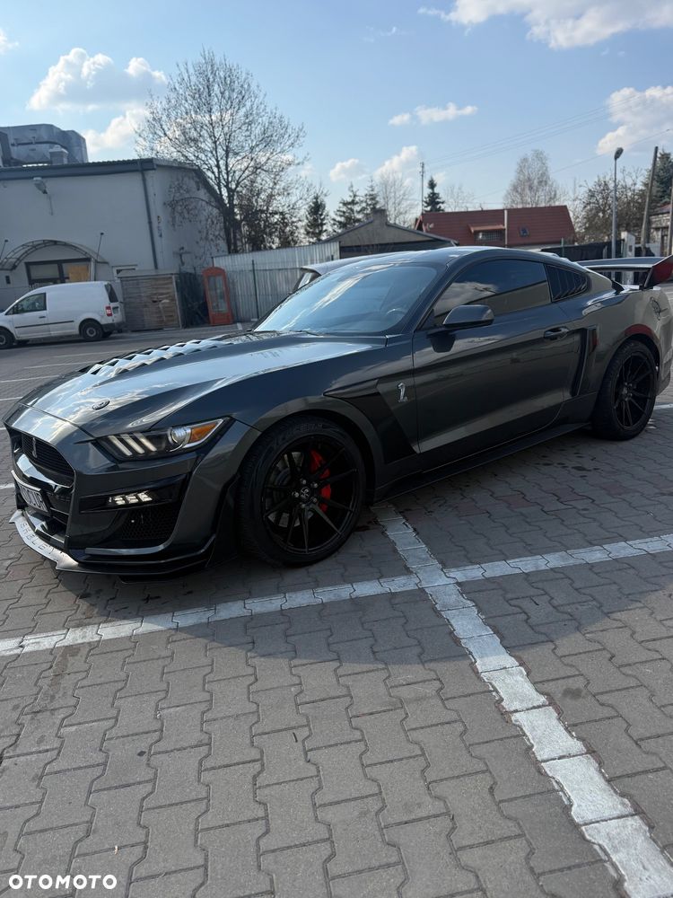 Ford Mustang 5.0 V8 GT - 9