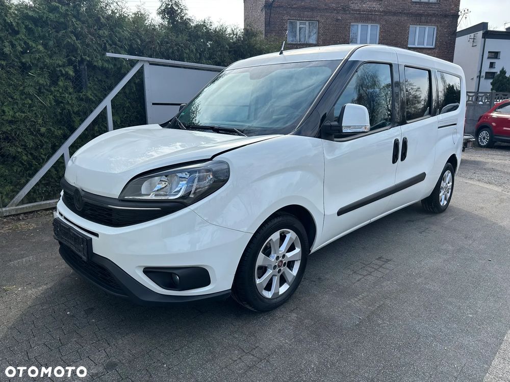Fiat Doblo 1.6 16V Multijet Lounge - 3