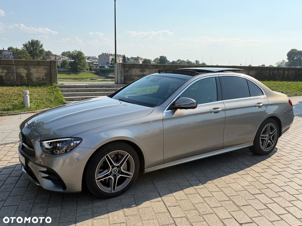 Mercedes-Benz Klasa E 220 d 4-Matic AMG - 15