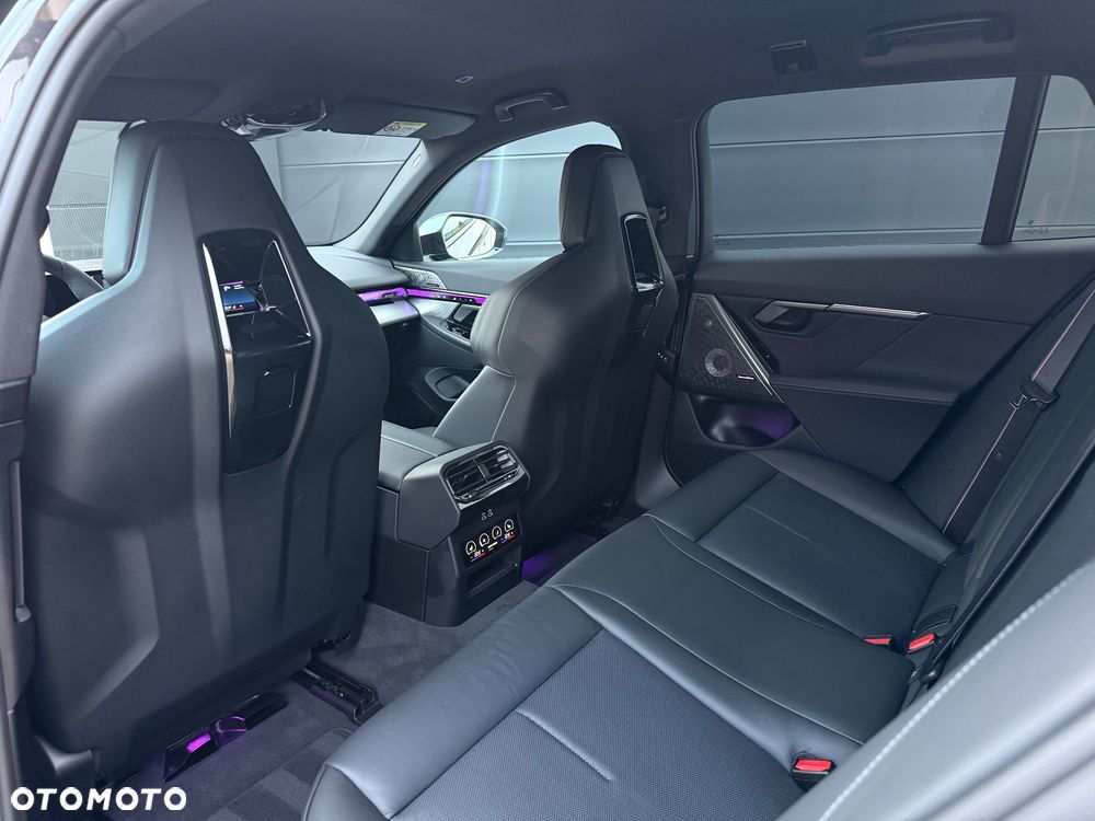 BMW Seria 5 540d xDrive - 17