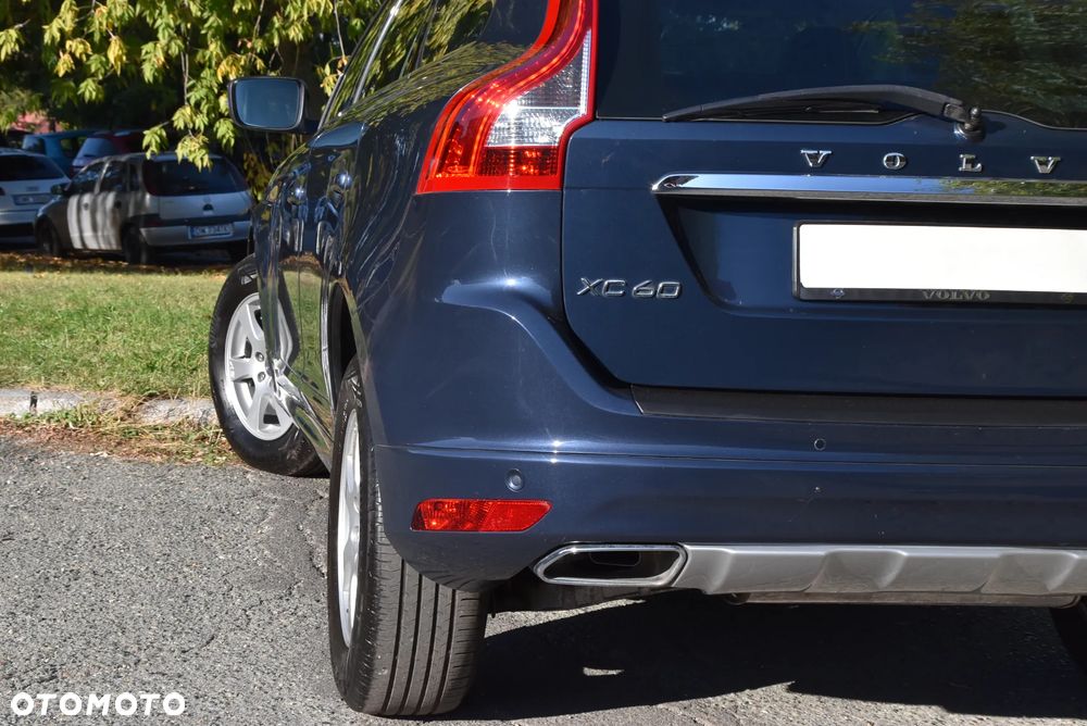 Volvo XC 60 D4 Momentum - 10