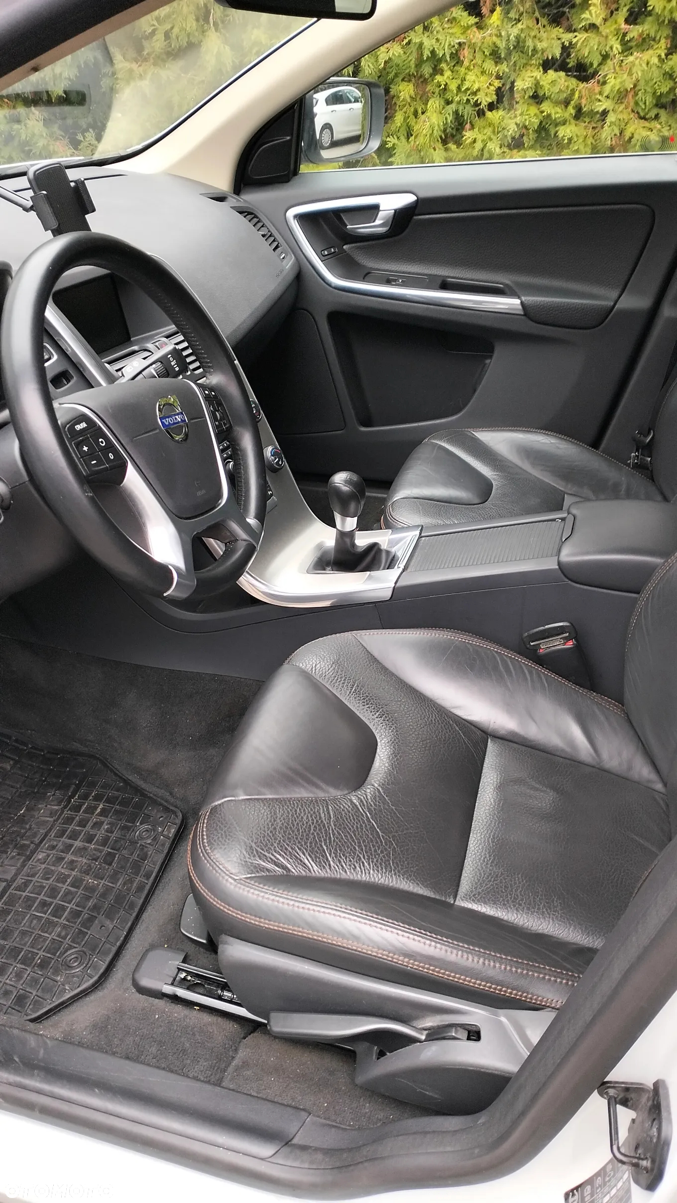 Volvo XC 60 2.4D AWD - 7