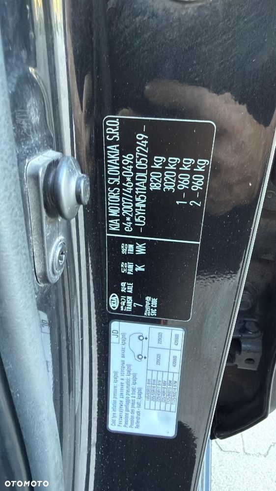 Kia Ceed 1.4 L - 10