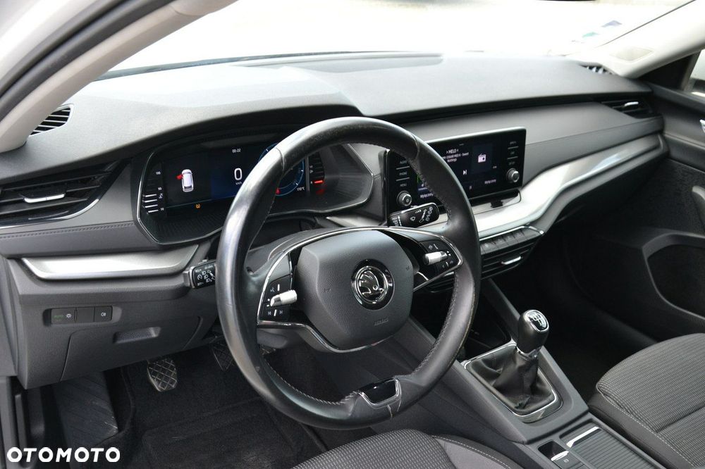 Skoda Octavia - 10
