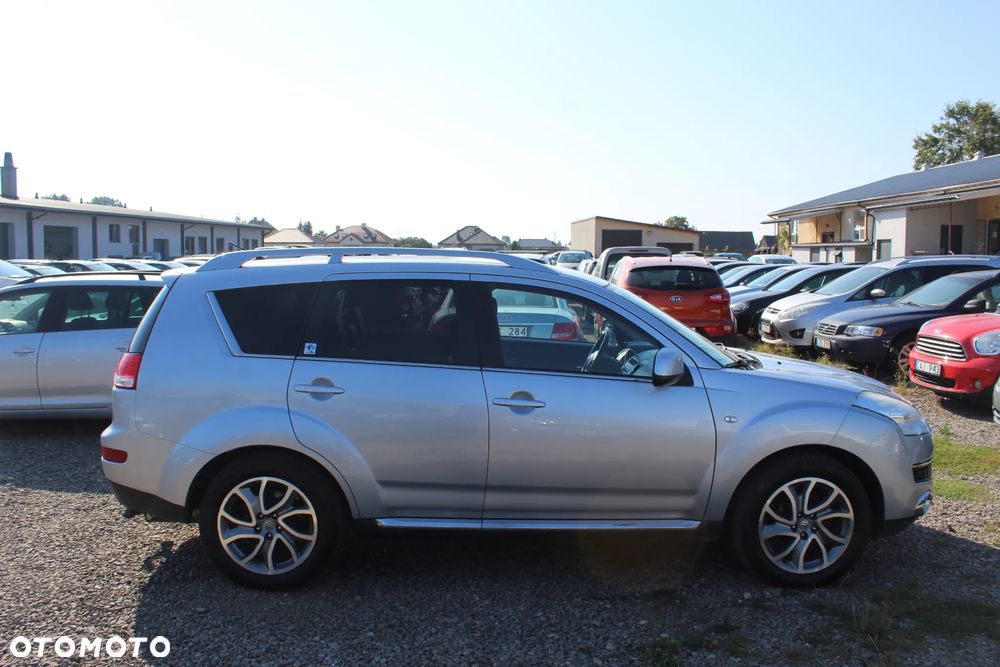 Citroën C-Crosser 2.2 HDi Exclusive - 11
