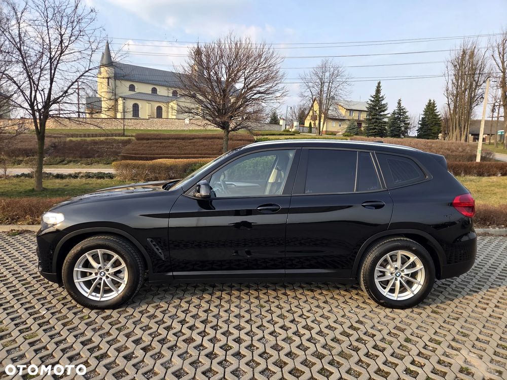 BMW X3 sDrive18d - 10